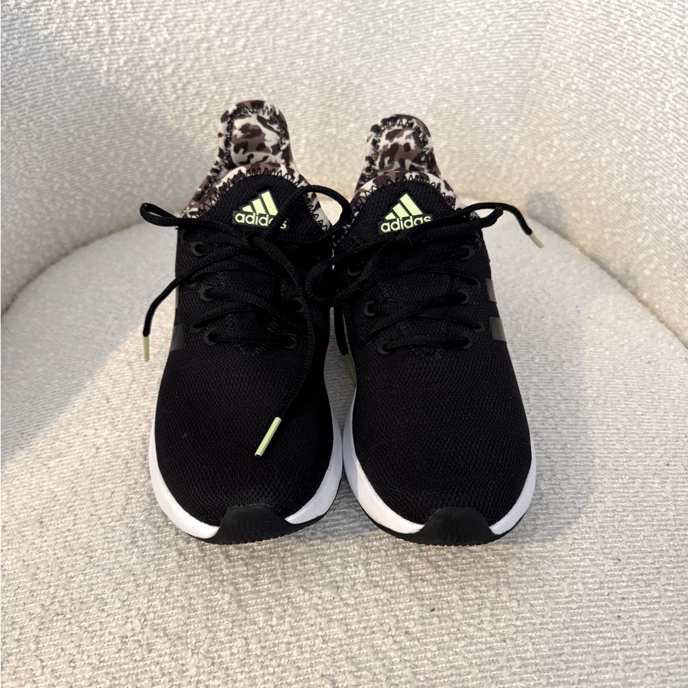 adidas Women’s Cloudfoam Pure Sportswear Sneaker Black/Lime Size 6